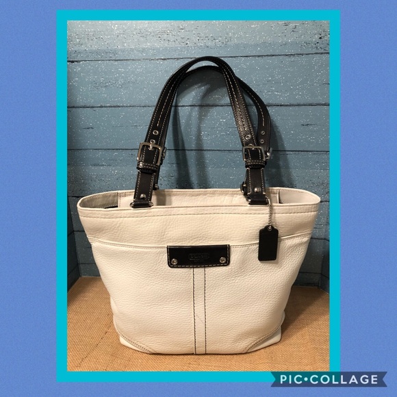 Coach Handbags - Coach Hamilton medium size Tote